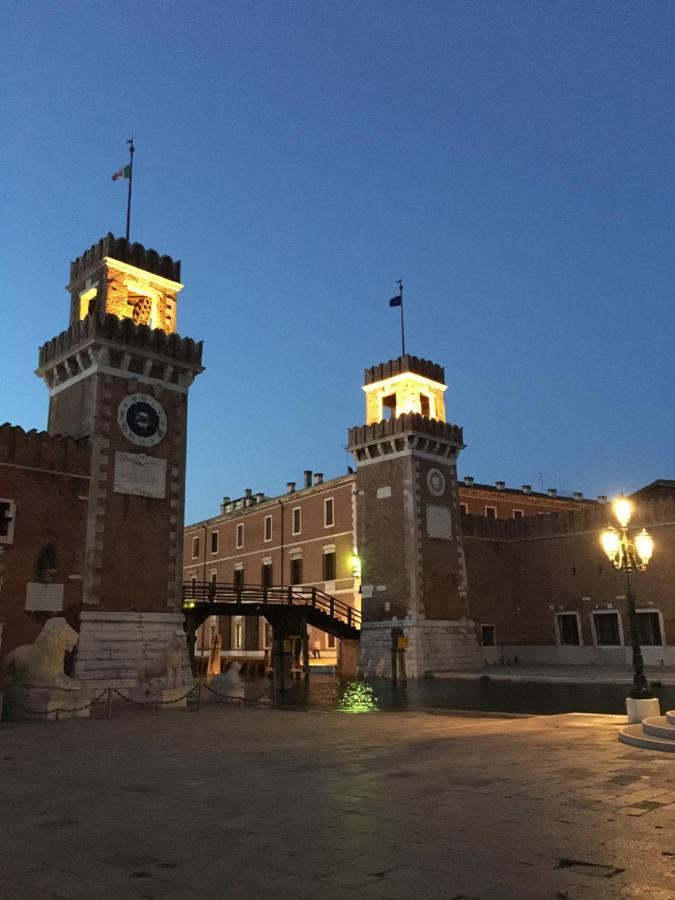 Ca Arsenale Apartment เวนิส ภายนอก รูปภาพ