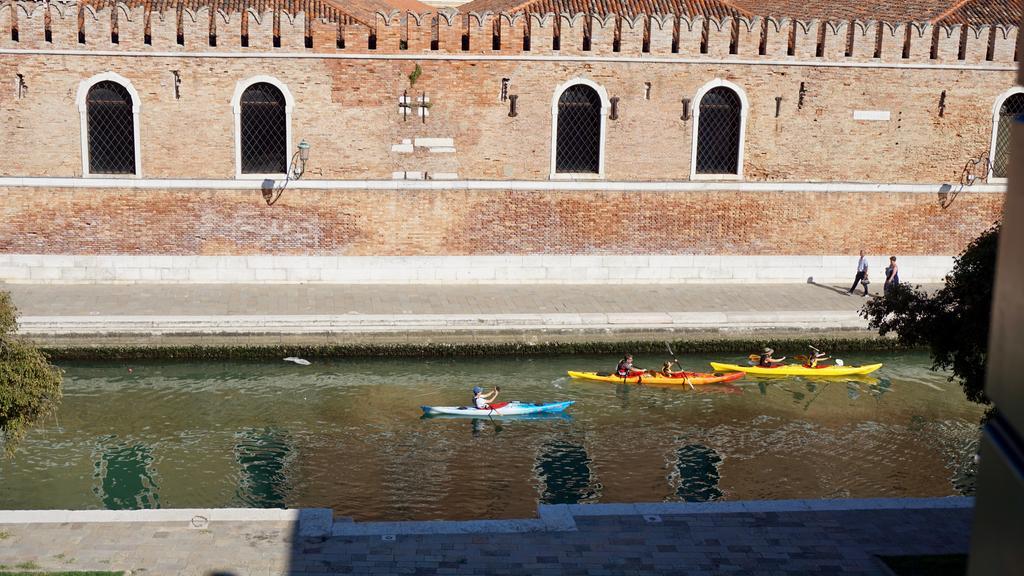 Ca Arsenale Apartment เวนิส ภายนอก รูปภาพ