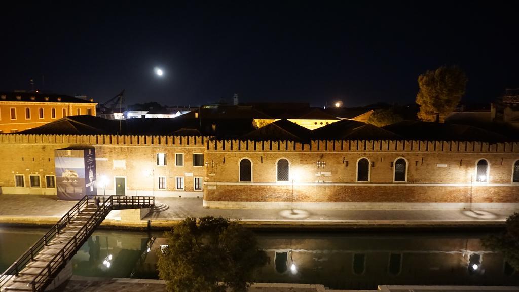 Ca Arsenale Apartment เวนิส ภายนอก รูปภาพ